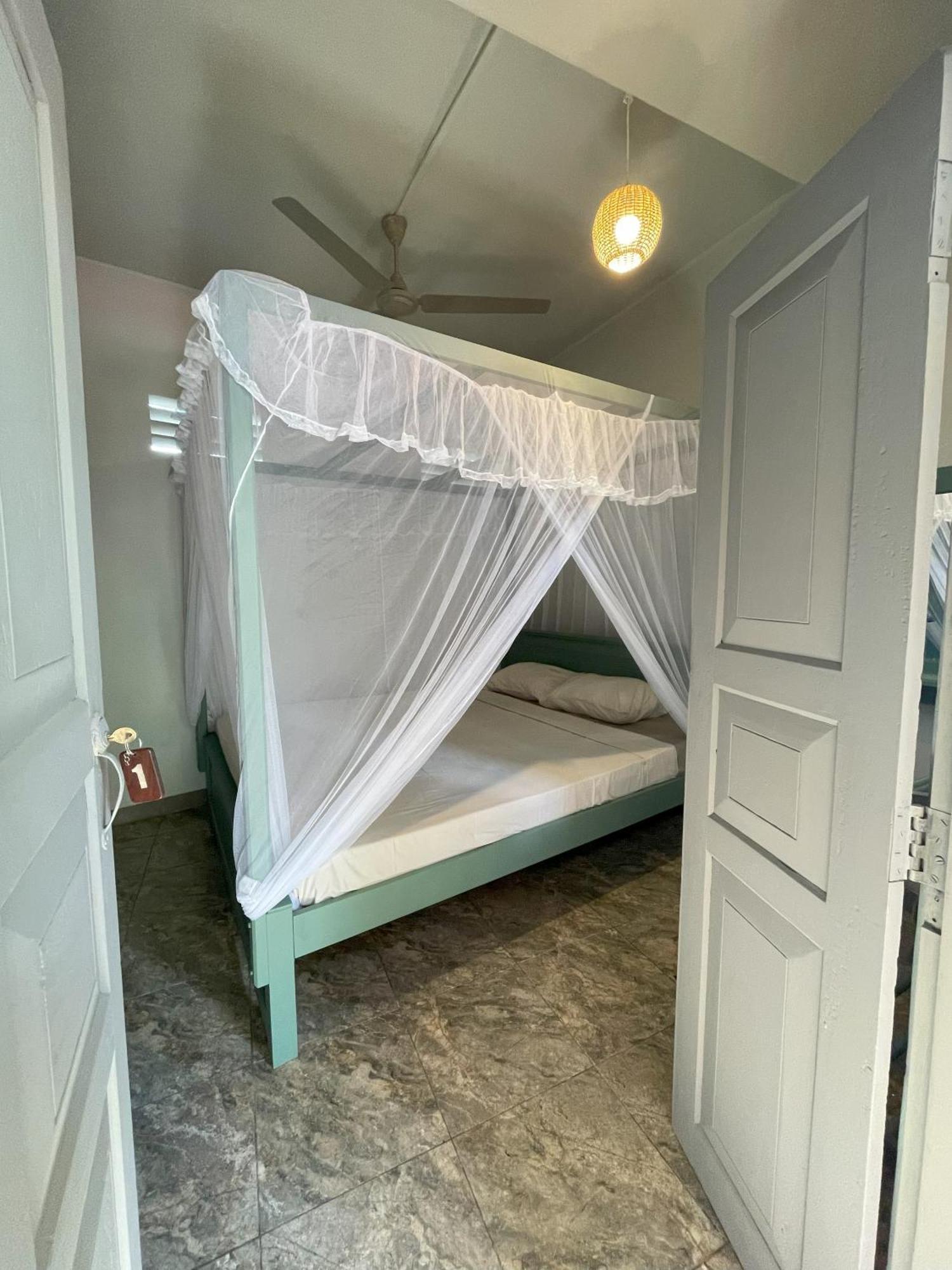 Hawara Coliving Midigama Hotel Eksteriør billede